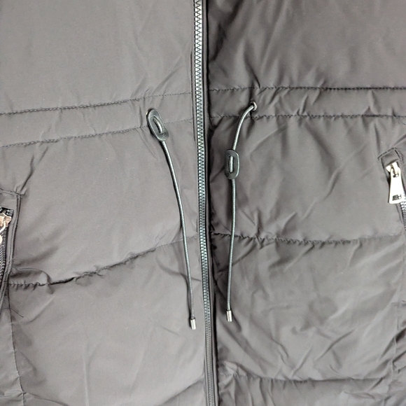 DKNY Black Puffer Jacket Women's Size XXL. Winter Puffer Coat With Hood. - Picture 7 of 9